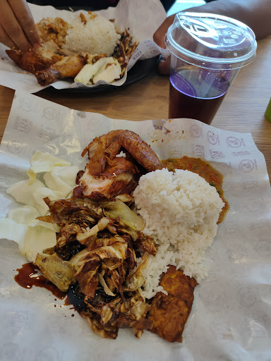 AYAM GEPUK PAK GEMBUS (JASIN)