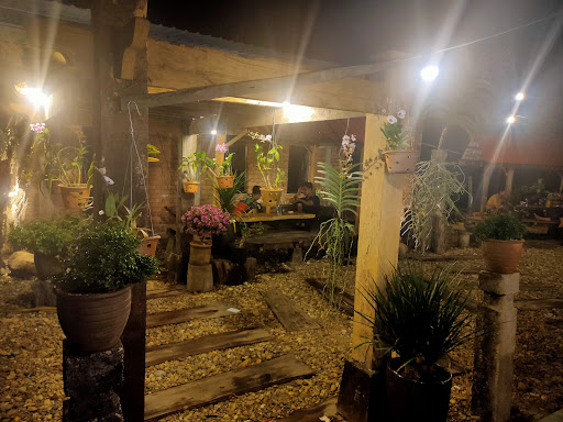 Kedai Makan Dalam Kampung