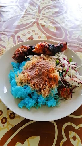 Nasi Kerabu Gaung