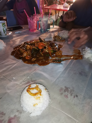 Shellout & Steamboat House Kuala Pueh Shellout & Steamboat House Kuala Pueh