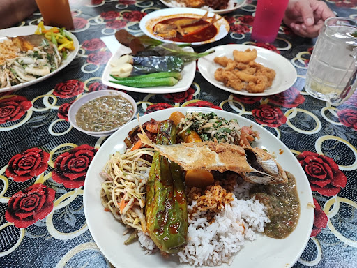 Gulai Ikan Meletop X Kak Ira Laksa Merecik