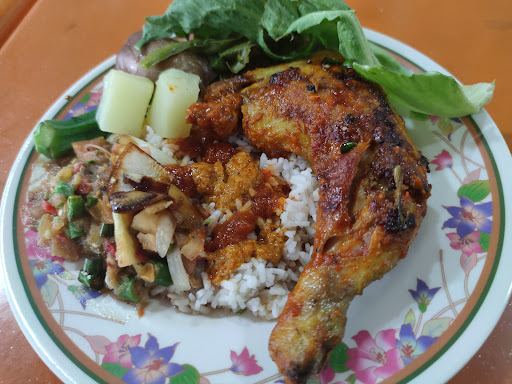 Restoran Mutiara Junjung