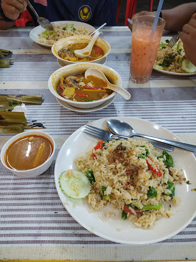 D' Menara Tomyam Seafood D' Menara Tomyam Seafood