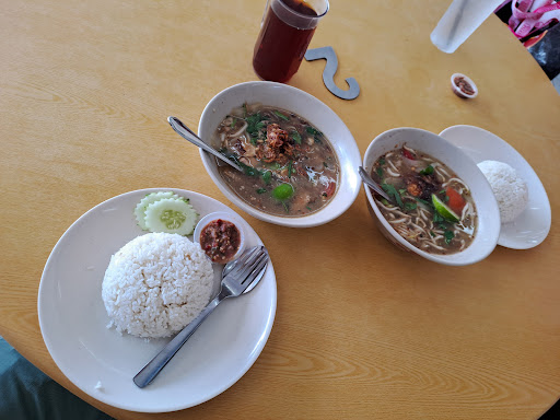 CHE SOM AUTHENTIC THAI