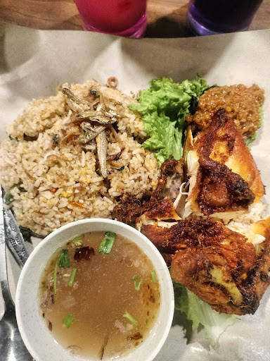 SATAY YUS TANJUNG PUTERI
