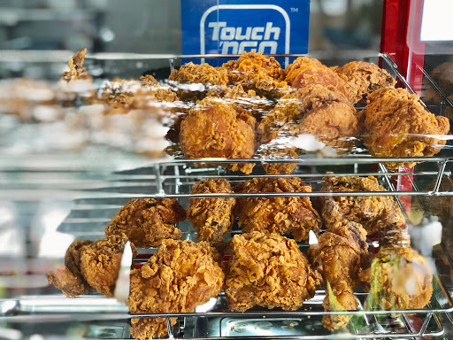 Muiz Hot Chicken Bangi at Teras Jernang Muiz Hot Chicken Bangi at Teras Jernang