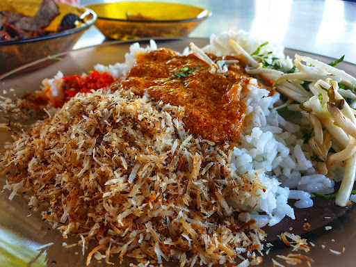 Abe Yie Nasi Kerabu Daging Bakar Abe Yie Nasi Kerabu Daging Bakar