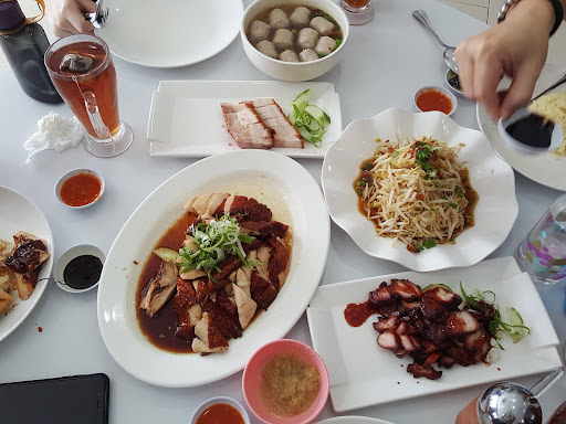 1977 New Ipoh Chicken Rice @ Damansara Jaya