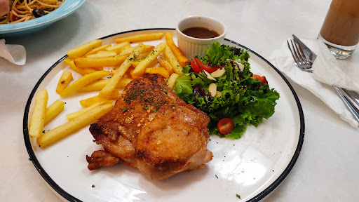 Luckee Canteen