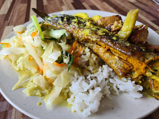 Kedai Makan Pak Raub (Pedas Linggi) Kedai Makan Pak Raub (Pedas Linggi)