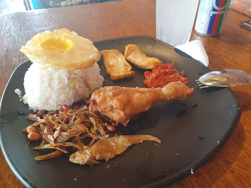 Kung Fu Chicken Rice