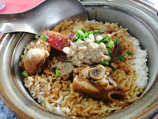Claypot Chicken Rice • Stew Soup • Hot Plate Mee Claypot Chicken Rice • Stew Soup • Hot Plate Mee