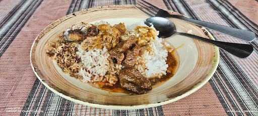 Kedai Makan Kak Nah Kedai Makan Kak Nah