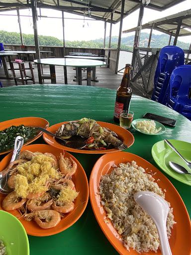 Salut Seafood Restaurant Salut Seafood Restaurant