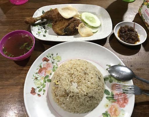 Selaud River Seaview Restaurant