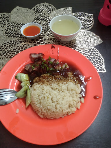 陈记烧腊鸡饭 Roasted Pork & Chicken Rice 陈记烧腊鸡饭 Roasted Pork & Chicken Rice