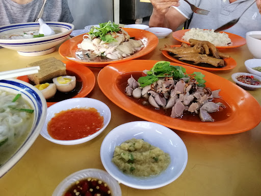 Charles Hainan Chicken Rice (ๆฐๅจ่ฎฐๆตทๅ้ธก้ฅญ๏ผ@ Ampang 113 FoodCourt Charles Hainan Chicken Rice (ๆฐๅจ่ฎฐๆตทๅ้ธก้ฅญ๏ผ@ Ampang 113 FoodCourt