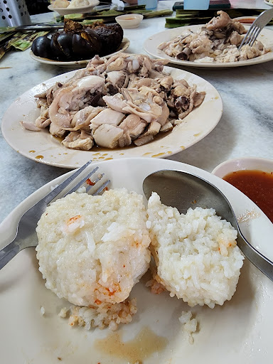 Jie Chun Chicken Rice Ball 家春海南鸡饭粒 Jie Chun Chicken Rice Ball 家春海南鸡饭粒