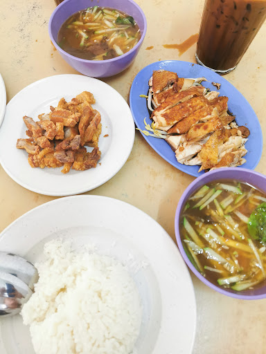 Hoe Yu Asam Chicken Rice Restaurant (好友亞參湯雞飯)