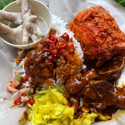 Nasi Ayam Mafia Dine-In & Drive-Thru Sepang