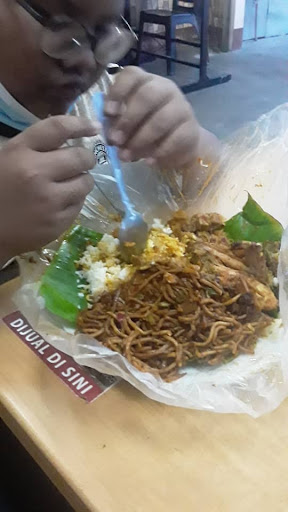 Amira Masakan Panas