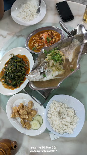 Hai Thien Seafood Restaurant Hai Thien Seafood Restaurant