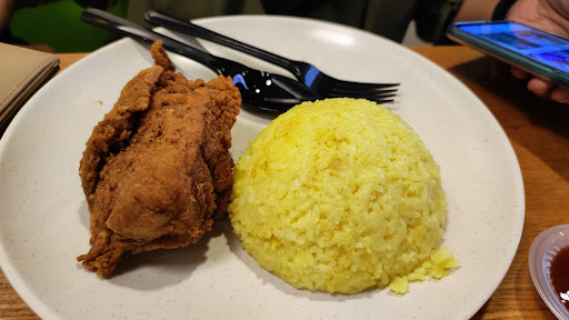 Borenos Fried Chicken (Papar) Borenos Fried Chicken (Papar)