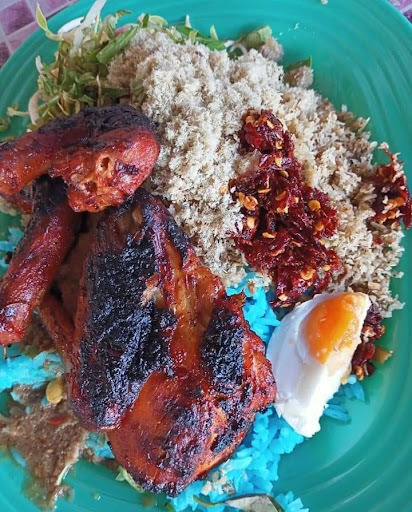 Nasi Kerabu Golok Dungun