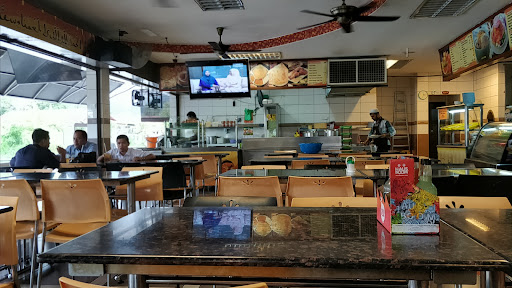 Restoran Di Naina