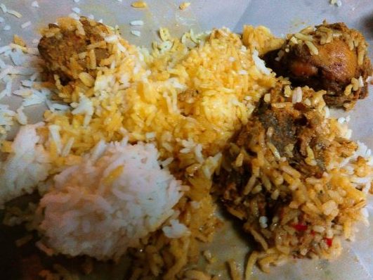 kak chik nasi berlauk kg berangan