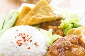 Kelezatan Nasi Ayam di Raub, Malaysia yang Wajib Dicuba 1 kelezatan nasi ayam di raub malaysia yang wajib dicuba