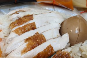 Resipi dan Tempat Terbaik Menikmati Chicken Rice di Iskandar Puteri, Malaysia